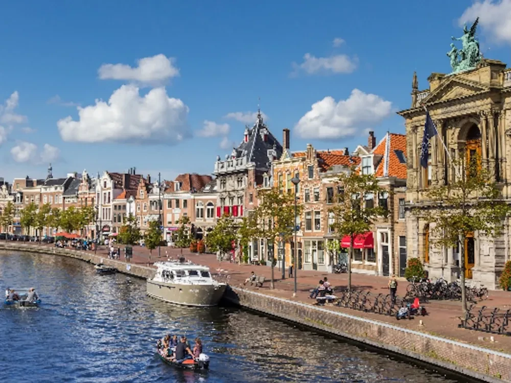 Ontdek Haarlem: Jouw Avontuur door de Stad met de Niki App!